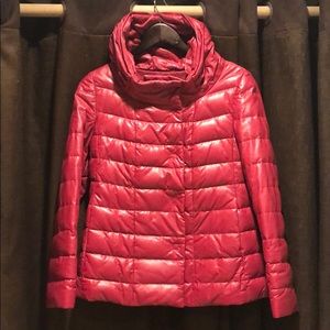 Down jacket / down and feather jacket